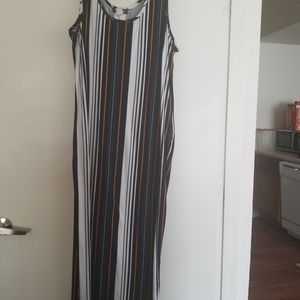 3x stripe maxi dress